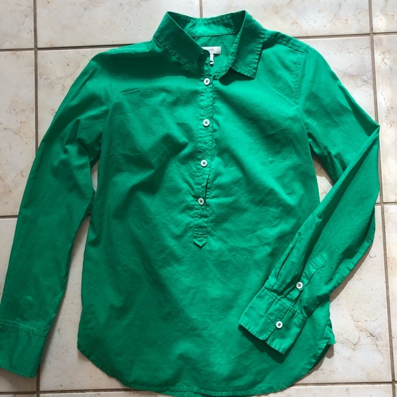 J. Crew Tops - J Crew green long sleeve henley top size 0